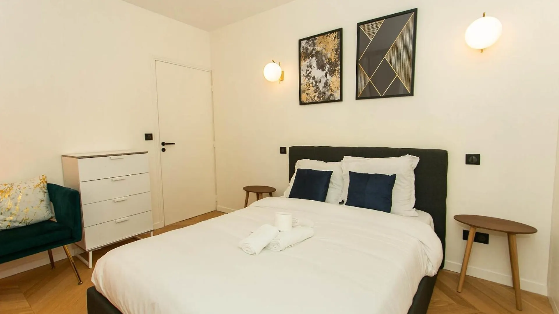Bnbnova - Haussmann - 2Br Near Champs-Elysees Paris Apartment