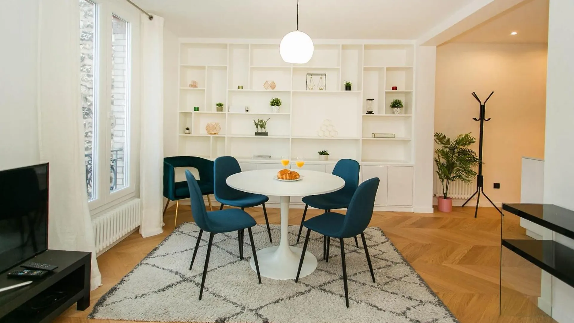 Bnbnova - Haussmann - 2Br Near Champs-Elysees Paris France