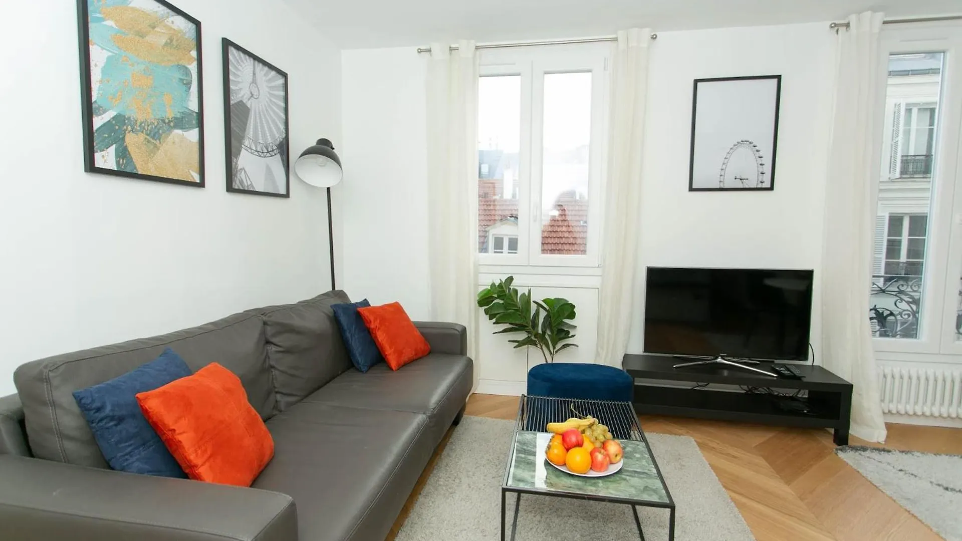 Bnbnova - Haussmann - 2Br Near Champs-Elysees Paris 0*,  France