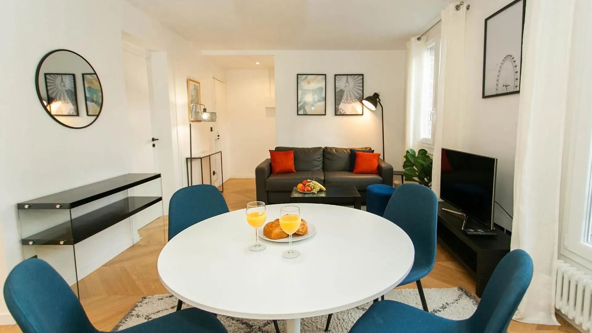 Bnbnova - Haussmann - 2Br Near Champs-Elysees Paris Apartment